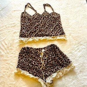 Women’s Lingerie